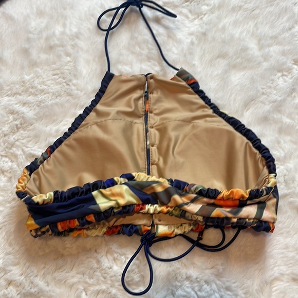 OCHIE Bikini Top - SIZE: XS - Picture 3 of 4